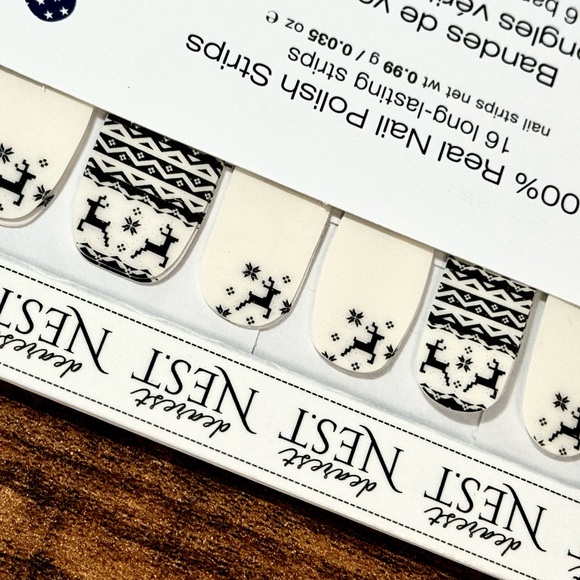 Color Street - A Dashing Time (Clear Base/ Overlay) - Picture 5 of 6